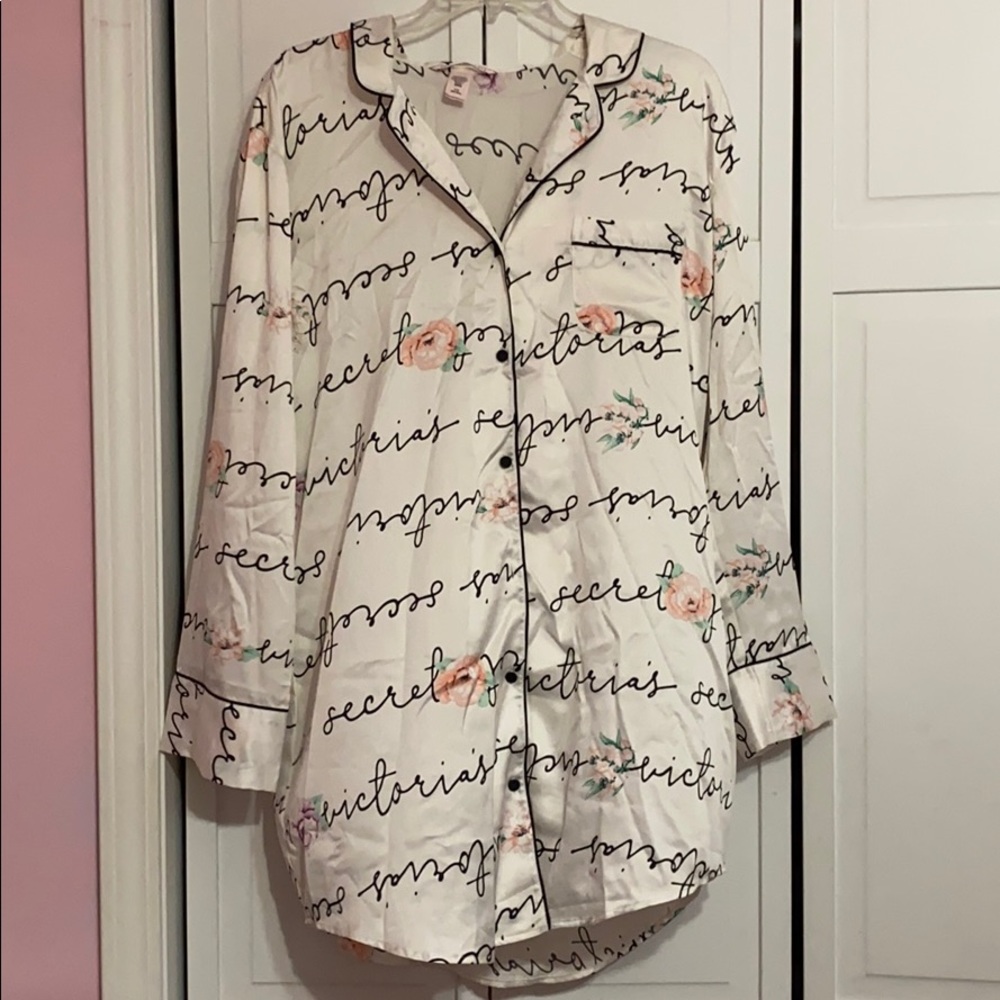 VS nightshirt